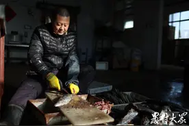 微黄，透光，鱼干是海边人的心头好，游子的家乡味图片