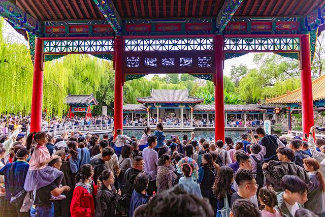 “一年四季・泉在济南”，何以圈定世界的目光？