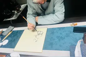名家手绘，独家定制……家门口的“老字号”焕新升级文化艺术暖心空间图片