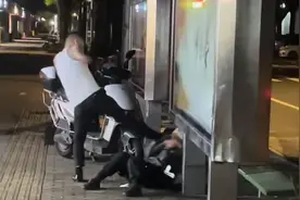上海一对男女深夜殴打女代驾致其倒地，还踢头部！案件正侦办图片