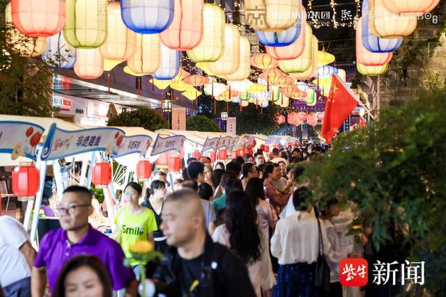 第六届笪桥灯市上新！国庆中秋来南京熙南里赏灯、听戏、“惠”消费