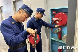 长沙消防：为农博会消防安全保驾护航图片
