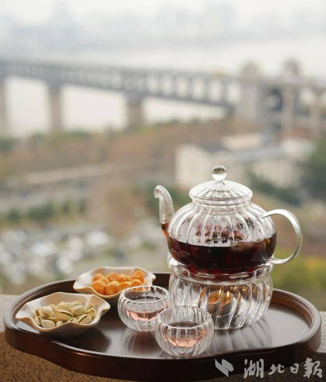 梅樱罕见同框，武汉“花”样奇景变文旅新景