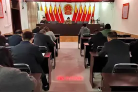 南阳市卧龙区石桥镇倡导文明祭祀：鲜花代纸钱 新风过清明图片