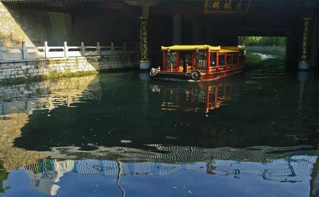 上世纪五十年代青龙桥的夜市