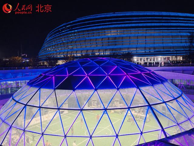 机器人首进奥运场馆比赛 冬奥遗产焕发新活力