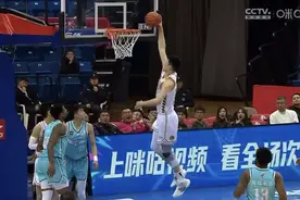 孙铭徽回归，以逸待劳，期待明晚浙江广厦男篮季后赛首场表现图片