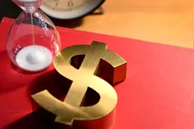 伯克希尔囤3250亿美元现金背后，巴菲特的逻辑是什么图片
