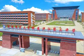 合肥一“书院”式新校园建成即将投用 可满足3000余名高中生就学图片