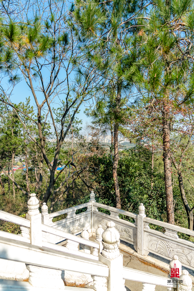 抓住晴天尾巴，徒步青龙山！