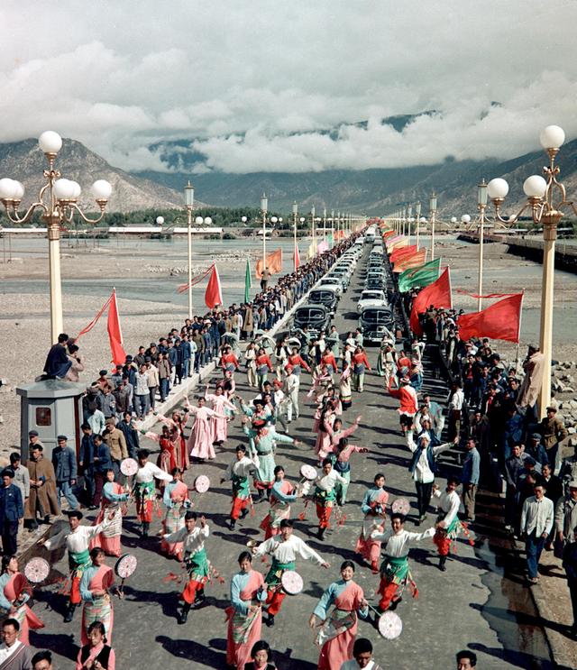 致敬60年！影像记录西藏自治区发展变化