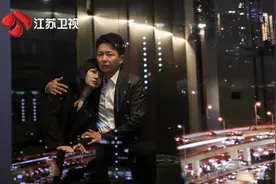 双强夫妻让观众吃上了中年偶像剧的“细糠”？谭卓笑称刘奕君是“叔圈天菜”图片