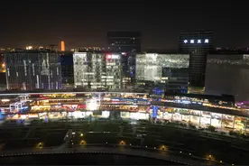 新夜态点亮夜郑州图片