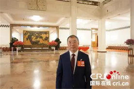 全国政协委员齐向东：保持创新张力 延续AI创新的“草根化”趋势图片