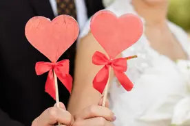 陕西宝鸡一村奖1000元激励红娘帮未婚男青年找对象，当地回应图片