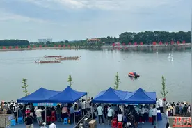 环洞庭湖“常野杯”龙舟冠军邀请赛开锣 12支队伍竞渡汉寿清水河图片