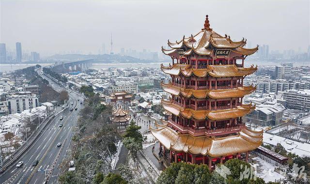 雪中的黄鹤楼美到极致