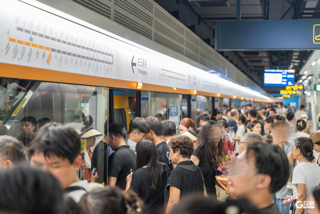 文旅热潮的背后是他们！一组数据，带你重新认识青岛地铁→