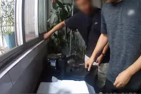 想穿啥牌现给你印！北京丰台警方破获多起销售假冒注册商标的商品案图片