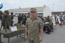 泰国海军陆战队装备展示，中国军校副教授带你探访现场图片