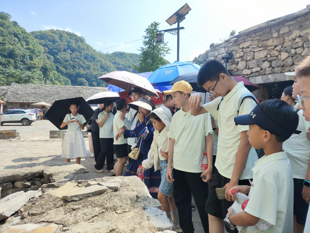 北疆暖意融 黔行共筑梦——鄂尔多斯各族青少年赴贵州交流研学