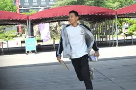 济南中考|考试结束，飞奔出场！图片