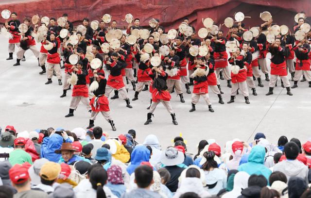 “这场演出值得一看！”丽江这场演出每天3场、观众7700多人