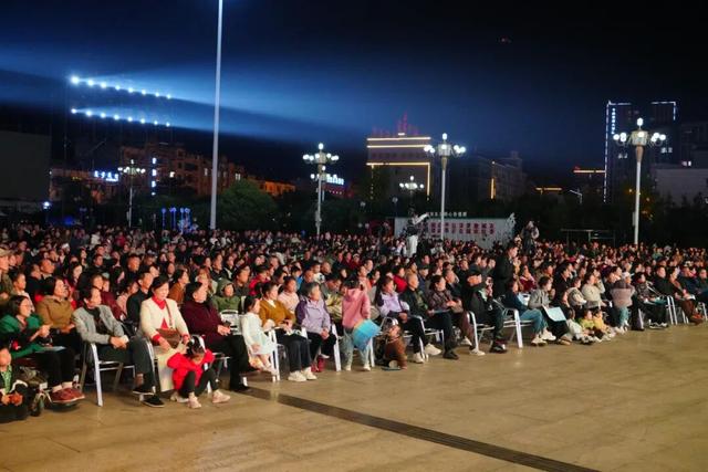 宣恩：文化力量托举民间精彩！