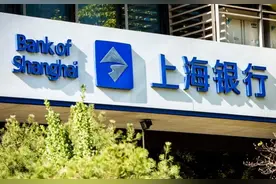 上海银行踩雷“宝能系”损失超百亿，长三角银行“领头羊”增长失速全面掉队图片