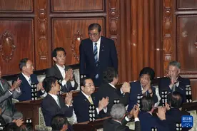 侃天下|石破茂不姓“石”，日本姓氏还真是“无奇不有”图片