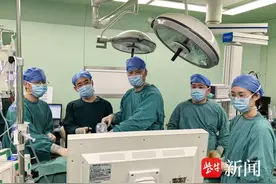 新生儿口吐泡泡像小螃蟹，原来他的食管“断了”4厘米图片