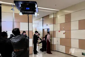 每天上百部同时拍摄！郑州成短剧产业中心 业内人士：“创富神话”不再，内在逻辑更类似电商图片