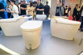 马桶能测体脂、淋浴能按摩、是厨房照明也是空调...老房也能拥有智能厨卫？！|旧物换新·家焕新④图片