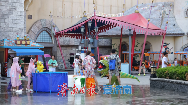 一年四季 泉在济南｜为什么大家都在说，暑期打水仗要到济南融创？