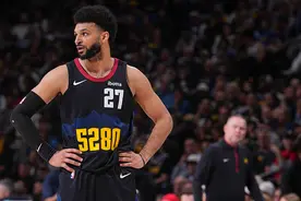 NBA季后赛｜掘金后卫穆雷被罚款10万美元 但躲过停赛追罚图片
