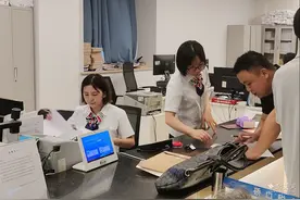 延时服务不打烊，优化服务不止步图片