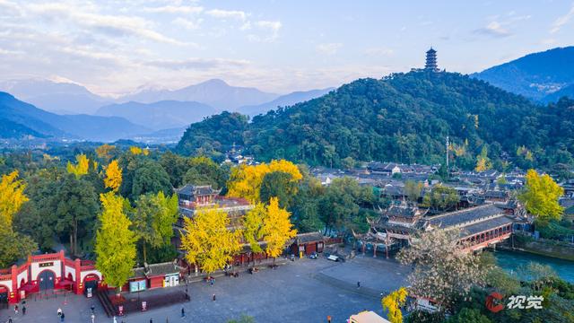 C视觉·遥望雪山(58)丨久违冬日暖阳 成都今晨再见雪山