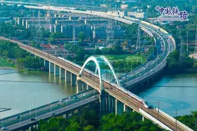 今日起京广高铁全线实现复兴号350公里运营 多个城市间运营时间缩短图片