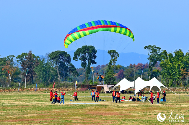 江西赣州南康区：发展低空经济 助热乡村旅游