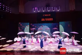 来自四川南充！杂技《飞花令·伞》斩获国际魔术比赛唯一金奖图片