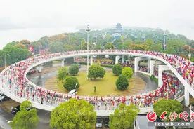 9万人报名2023长沙马拉松 长沙人占到27%图片