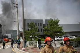 疏忽导致的“人祸”？韩国电池厂起火已致23人死亡，十余名中国工人遇难图片