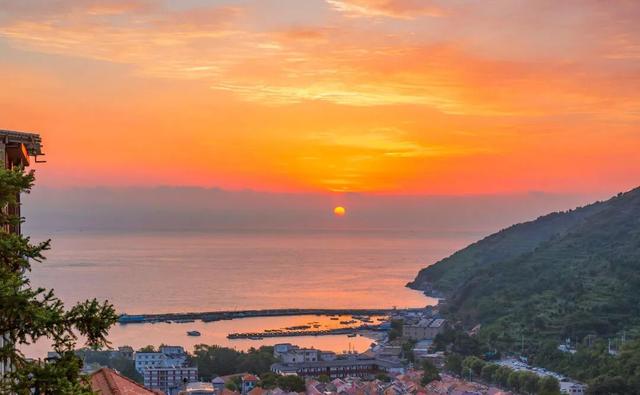 这个冬天，总要来青岛看一场日出吧！