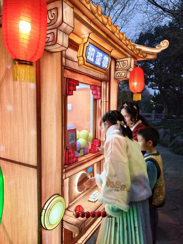 古猗园化身民俗乐园，解锁元宵雅趣新体验