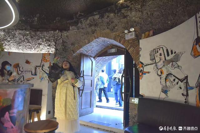 颜神古镇“醉”游人