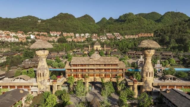 不只是一场演出：在广西深山，我活进了白裤瑶的24小时