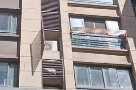 今日晨报 | 台风吹坏的百叶窗摇摇欲坠，该谁修？业主物业各执一词图片