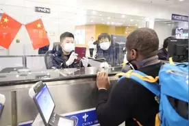 国家移民管理局：六国入境免签首日，2029人次享便利图片