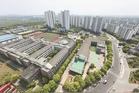 75辉煌 村宝之光丨江苏永联村：共同富裕的乡村先行者图片