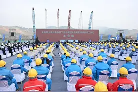 评论｜以重大项目为抓手，壮大生产力、竞争力图片